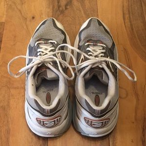 Brooks men’s Hydroflow Runners